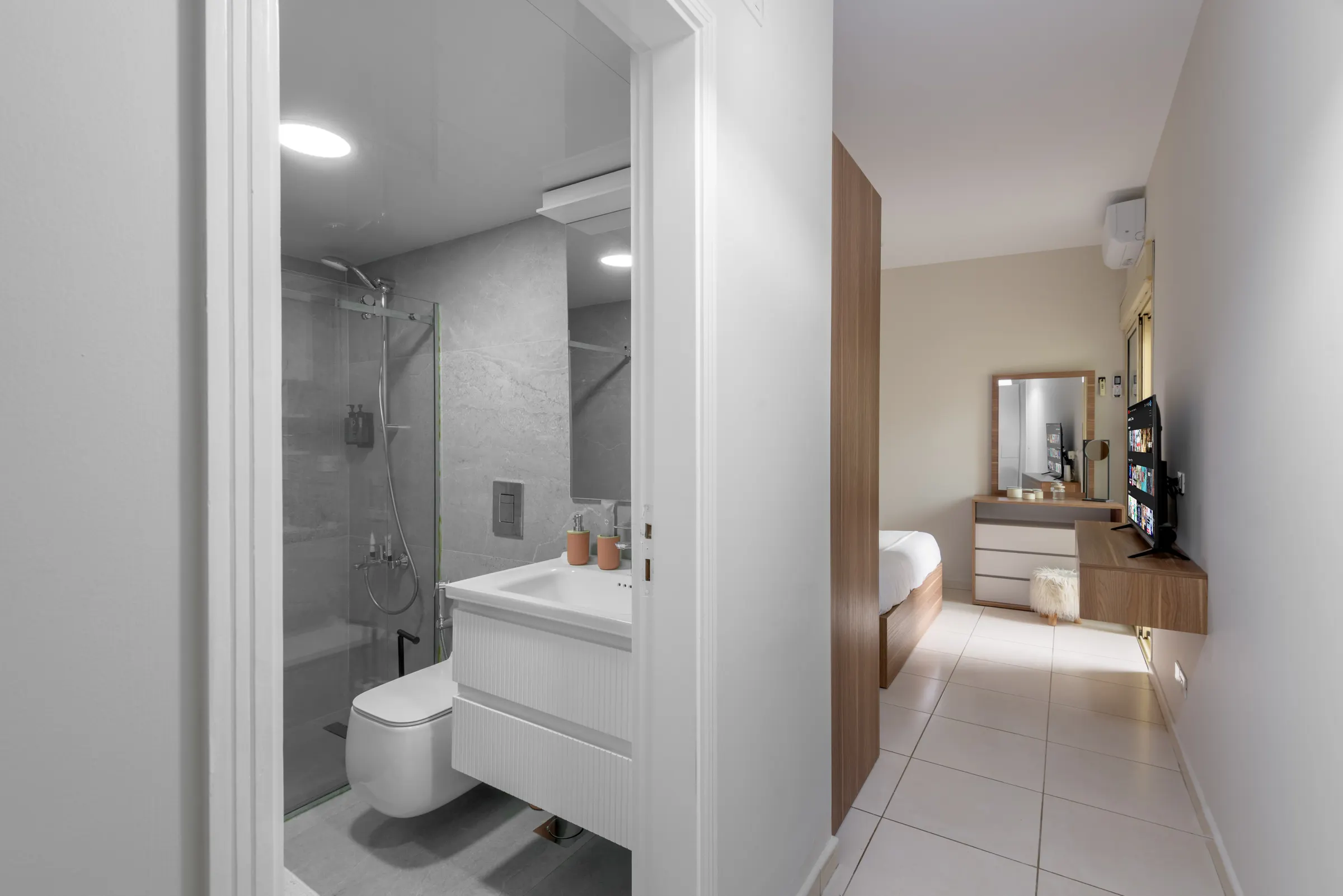 Master bathroom — Beyroot downtown Beirut apartment
